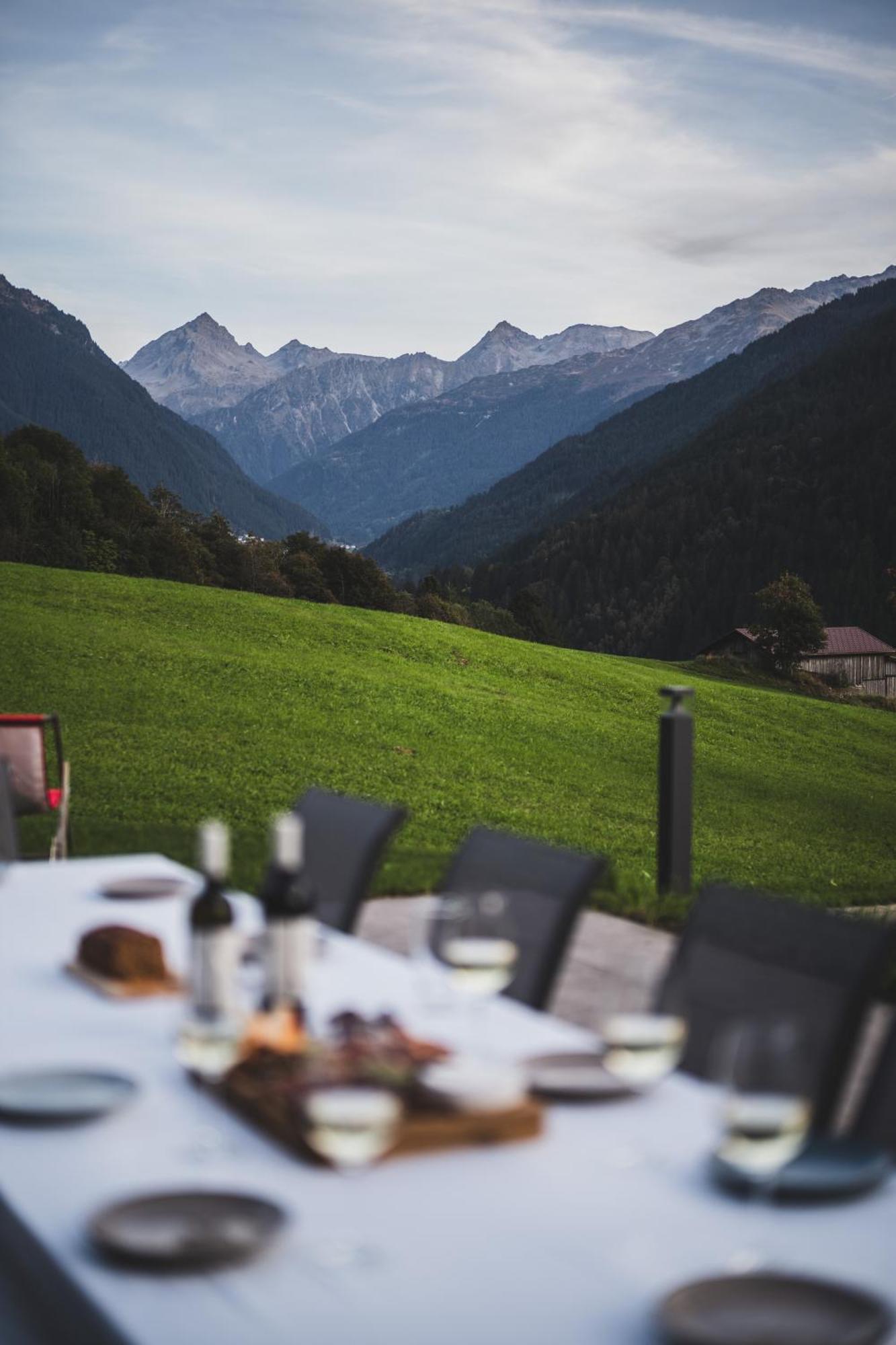 Tante Anna - Retreats Mit Weitblick Aparthotel Sankt Gallenkirch Exterior foto